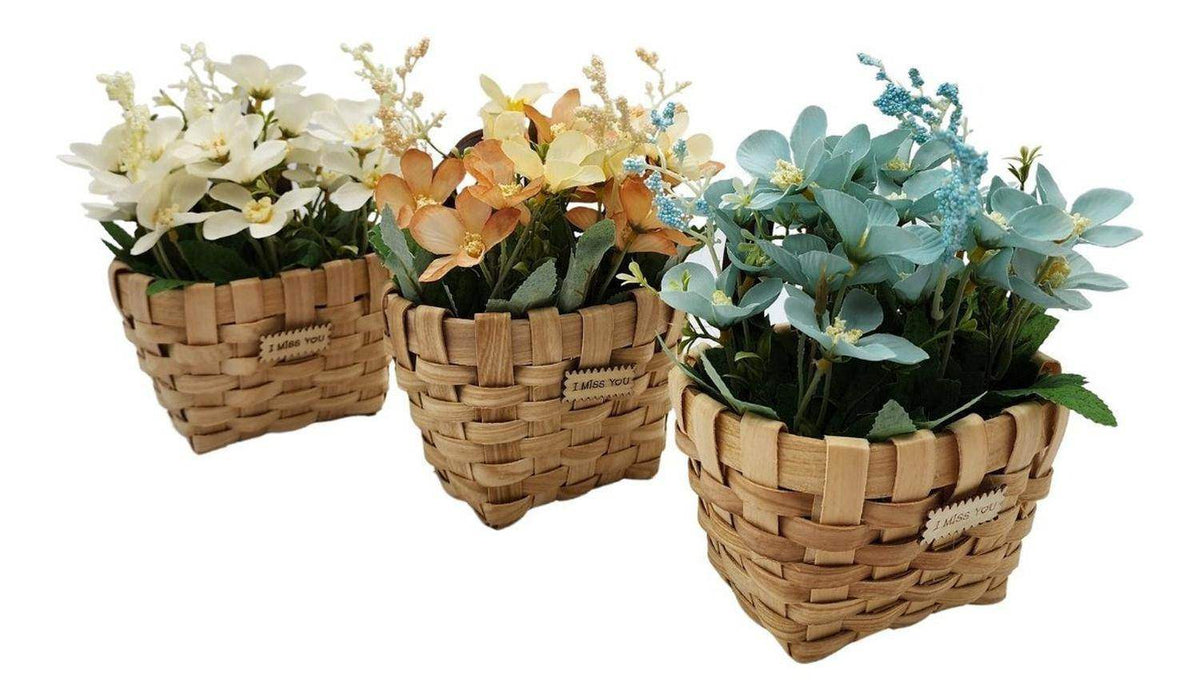 Planta Artificial Macetero Estilo Mimbre Flores Celestes - Fliperex