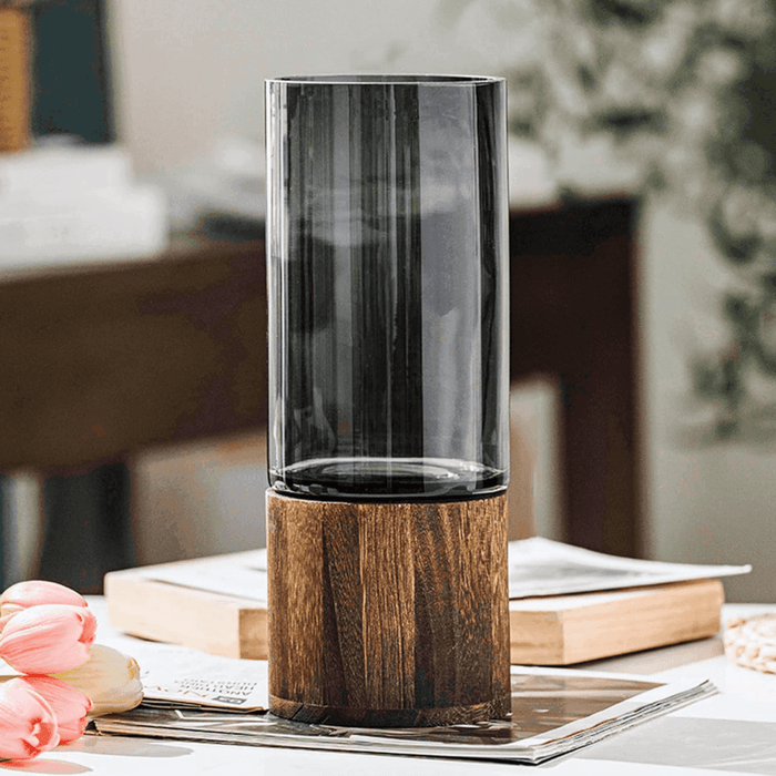 Florero Decorativo De Vidrio Liso Tonos Gris Con Base Madera - Fliperex