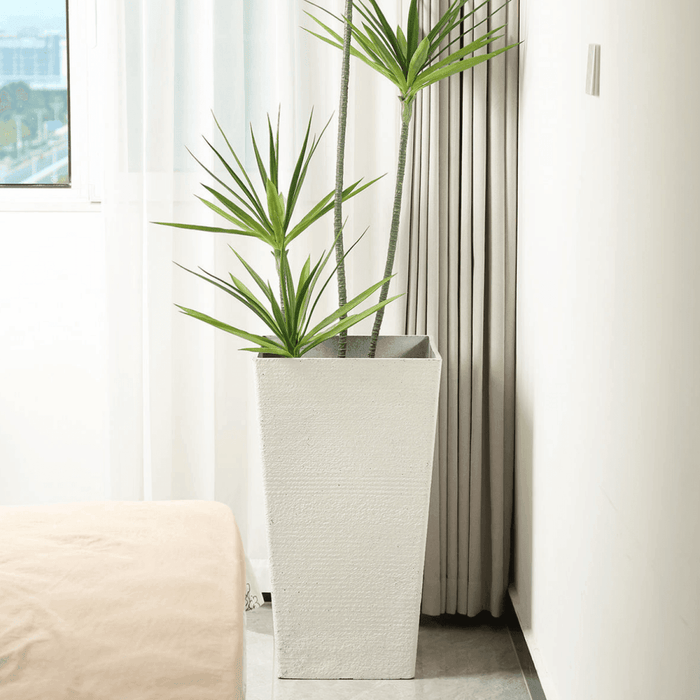 Macetero Plastico Alargado Premium Base Cuadrada Conica - Fliperex