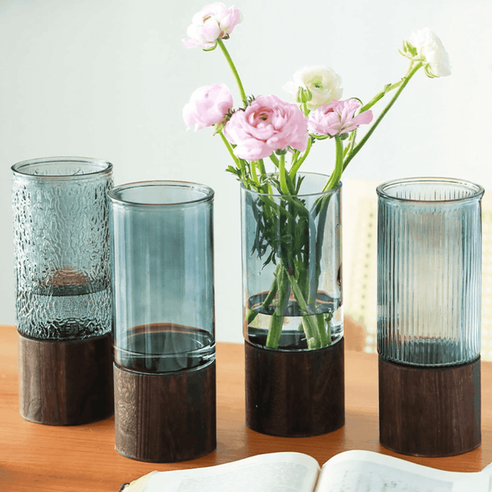 Florero Decorativo De Vidrio Oscuro Diseño Base de Madera - Fliperex