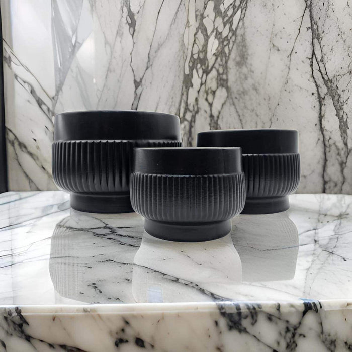 Macetero Maceta De Ceramica Lineas Relieve Negro L - Fliperex