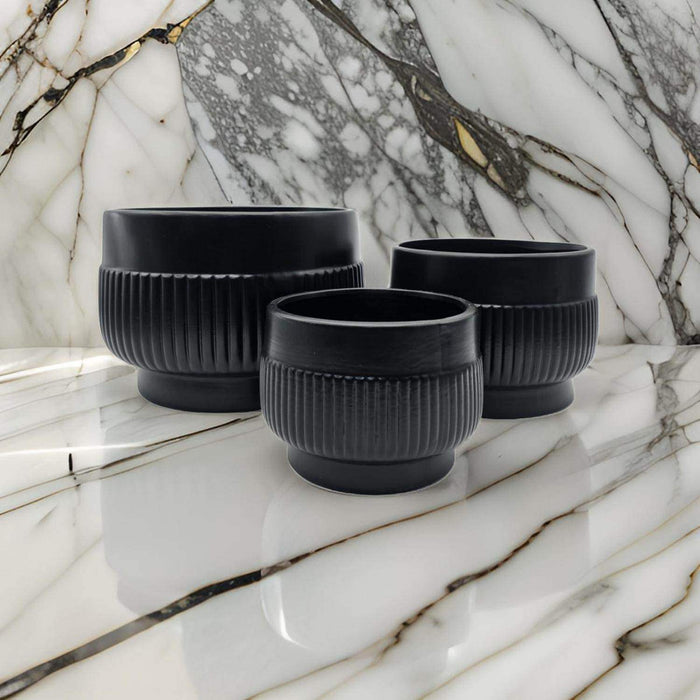 Set 3 Maceteros Maceta De Ceramica Lineas Relieve Negro - Fliperex