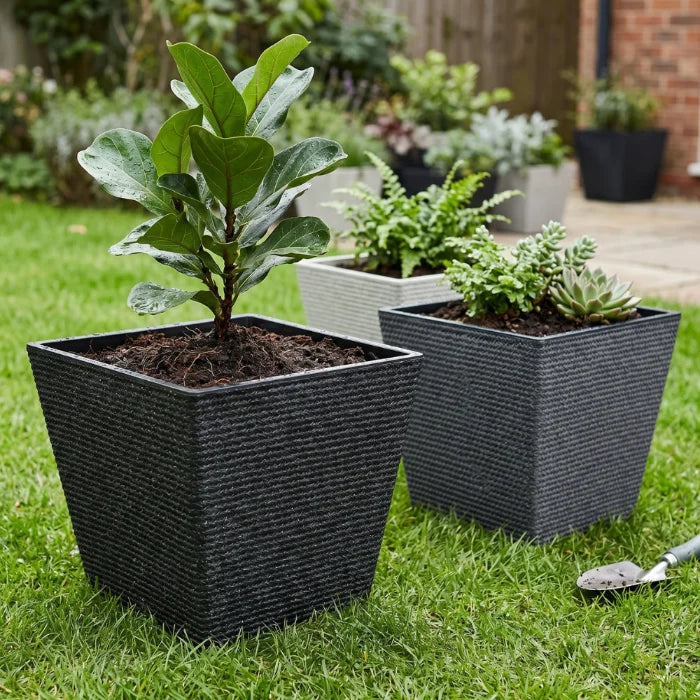 Set 2 Macetero Plastico Bajo Premium Base Cuadrada Conica L