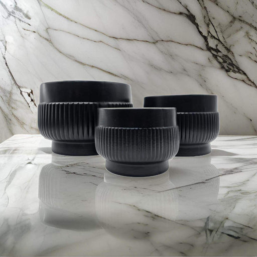 Macetero Maceta De Ceramica Lineas Relieve Negro L - Fliperex