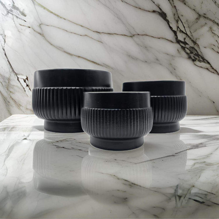 Macetero Maceta De Ceramica Lineas Relieve Negro L - Fliperex