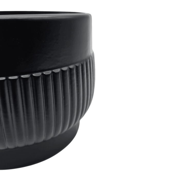 Macetero Maceta De Ceramica Lineas Relieve Negro M - Fliperex