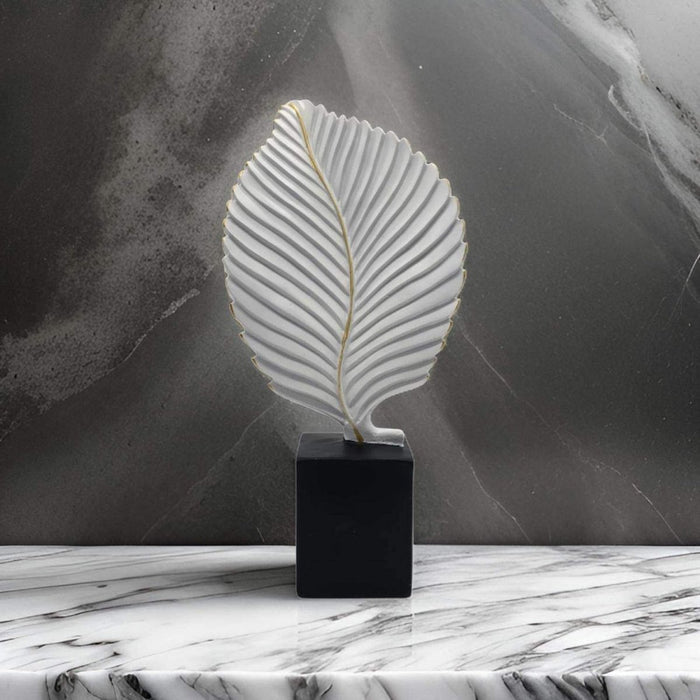 Figura Adorno De Hoja Blanca Decorativa En Resina Moderna M - Fliperex
